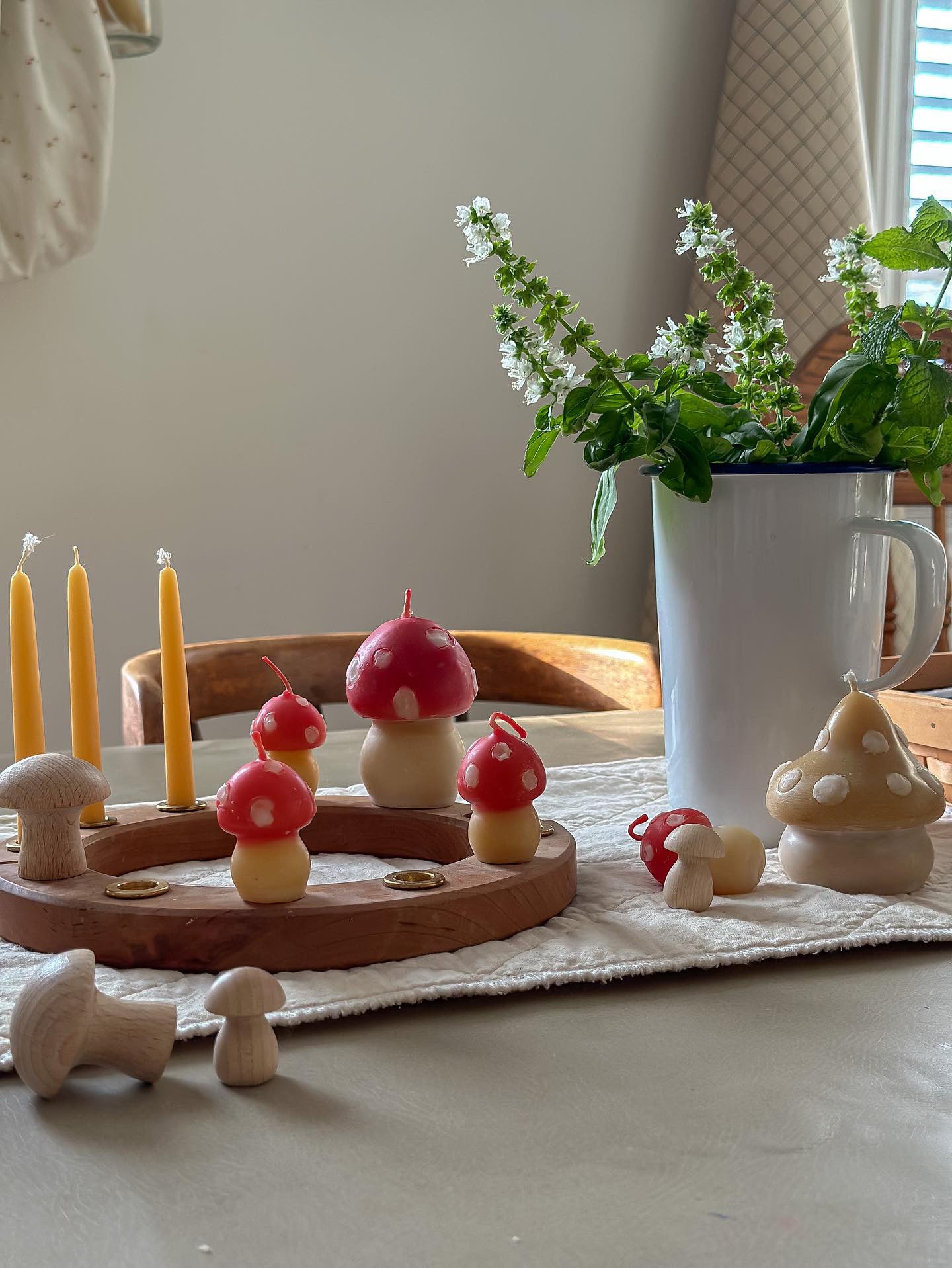 Spotted Mushroom Candle, Yellow Beeswax - ONE candle // Woodland, Mushroom, Beeswax, Candle