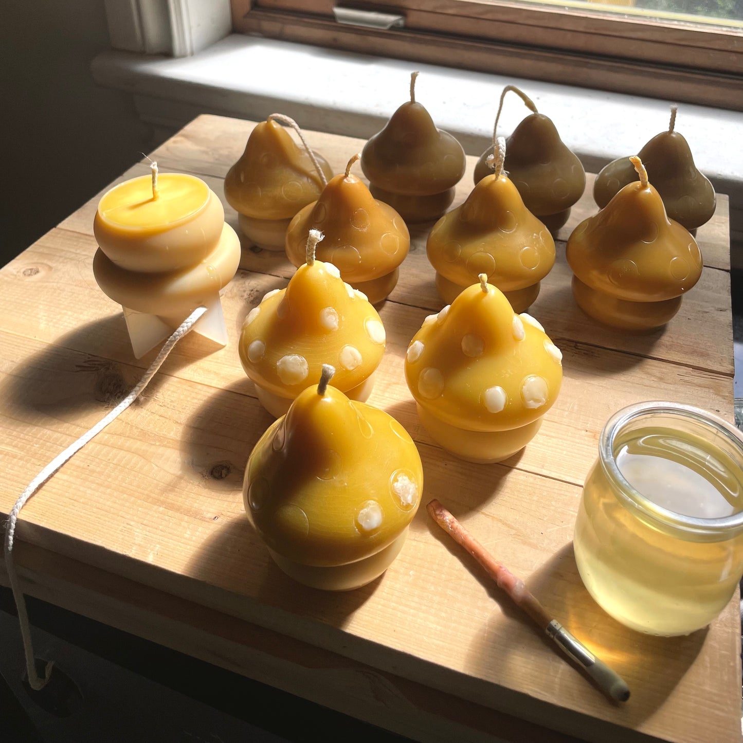 Spotted Mushroom Candle, Yellow Beeswax - ONE candle // Woodland, Mushroom, Beeswax, Candle