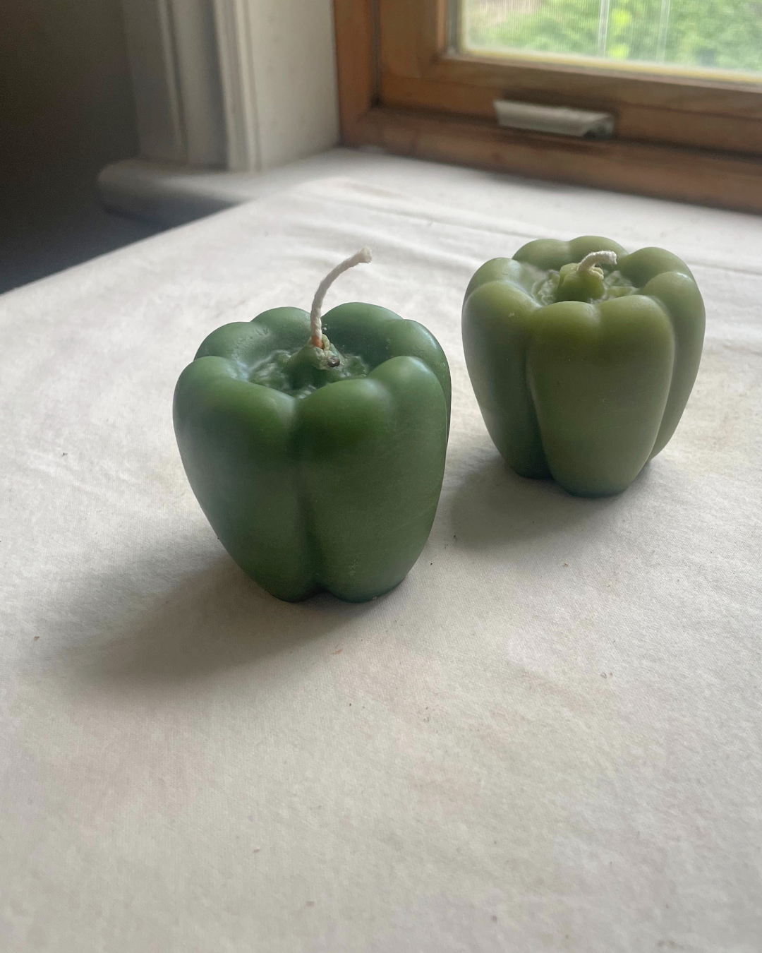 Green Pepper Candle in 100% Beeswax- Pepper, Vegetable, Fruit Candle - Food Candle
