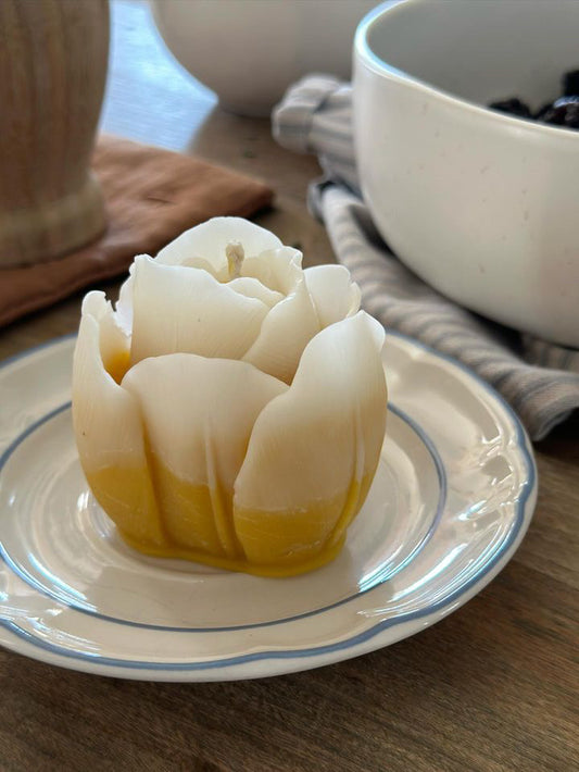 Frilly Tulip Candle in Pure Beeswax - Petals, Tulip, Flower Candle, Beeswax, Candle, Botanical, Handcrafted