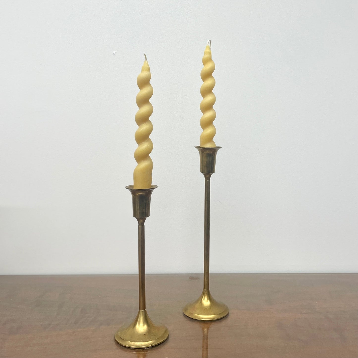 Green Beeswax Wavy Curvy Taper Candles, Pair of 2 // Tapers, Twist, Tapered Candles, Beeswax Candles, 8" Tapers