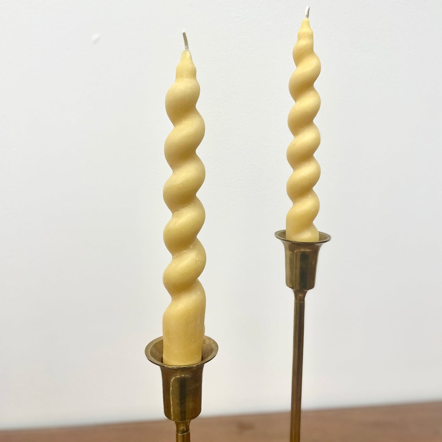 Green Beeswax Wavy Curvy Taper Candles, Pair of 2 // Tapers, Twist, Tapered Candles, Beeswax Candles, 8" Tapers