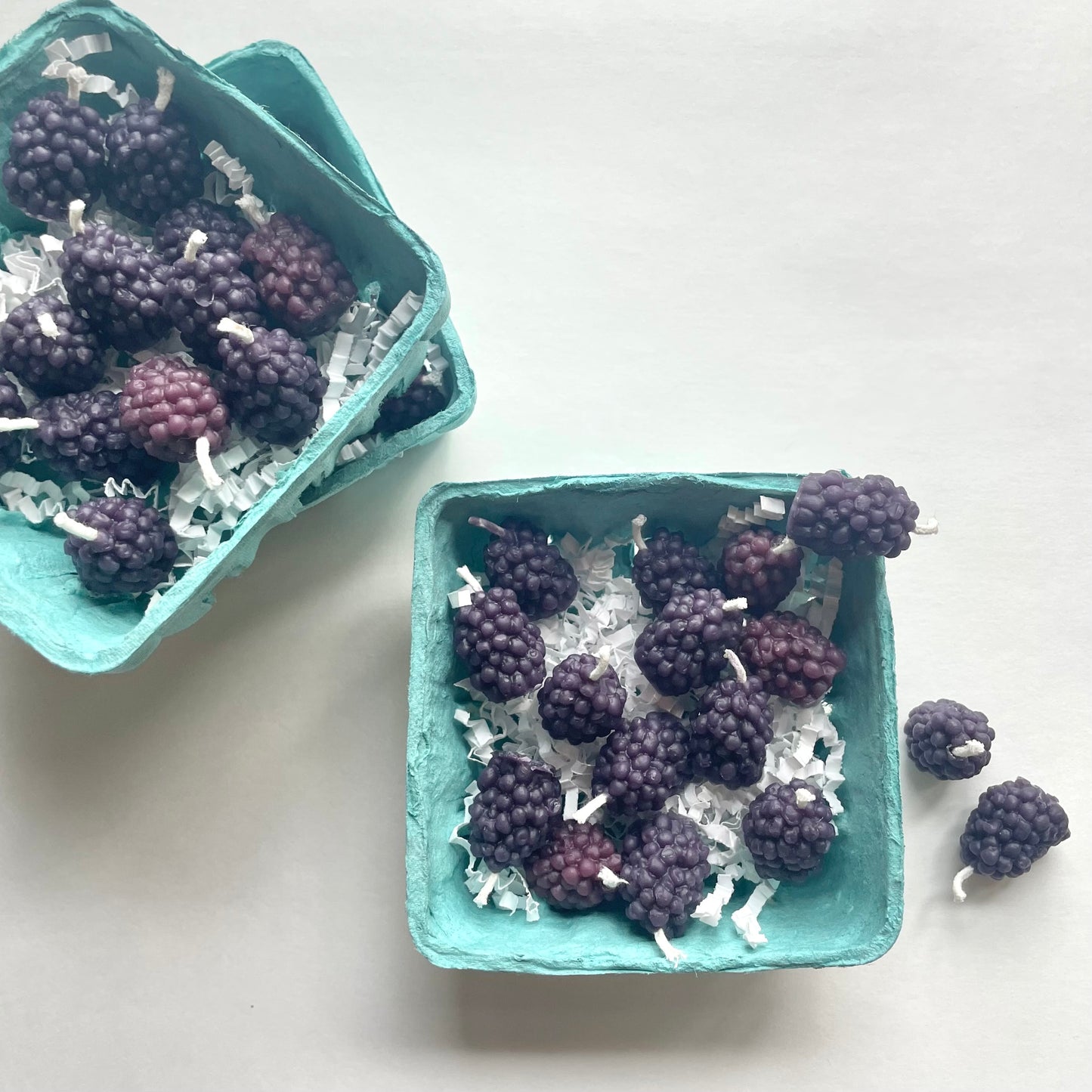 Blackberry cake candles in 100% beeswax - SET of 12 - cake candles - candle, beeswax, blackberries, fruit candles