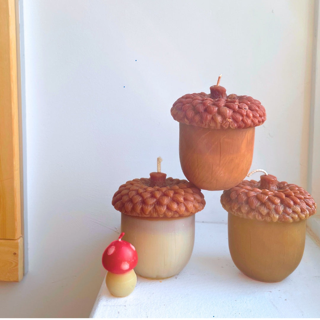 BIg ACORN Candle in 100% Beeswax / Woodland, Candle, Fall, Beeswax Candle, Acorn