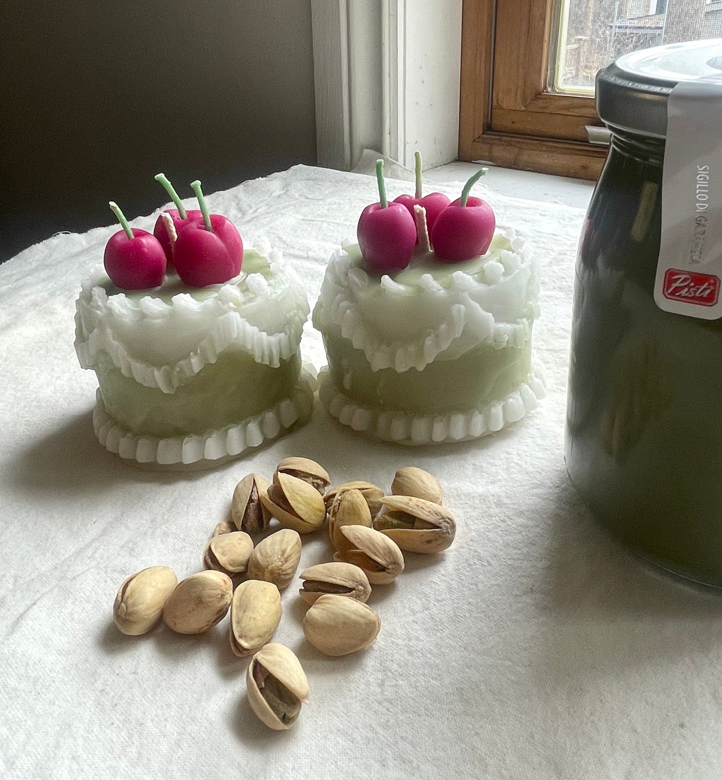 Pistachio Cake Candle with Cherries in 100% beeswax - Birthday Cake Candle - Green, Beeswax, Candle