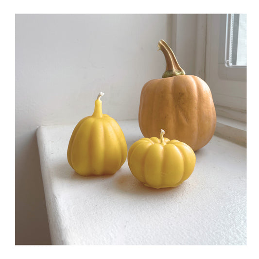 Squash - Beeswax Candle / Pumpkin, Harvest, Candle, Beeswax, Orange, Autumn, Thanksgiving