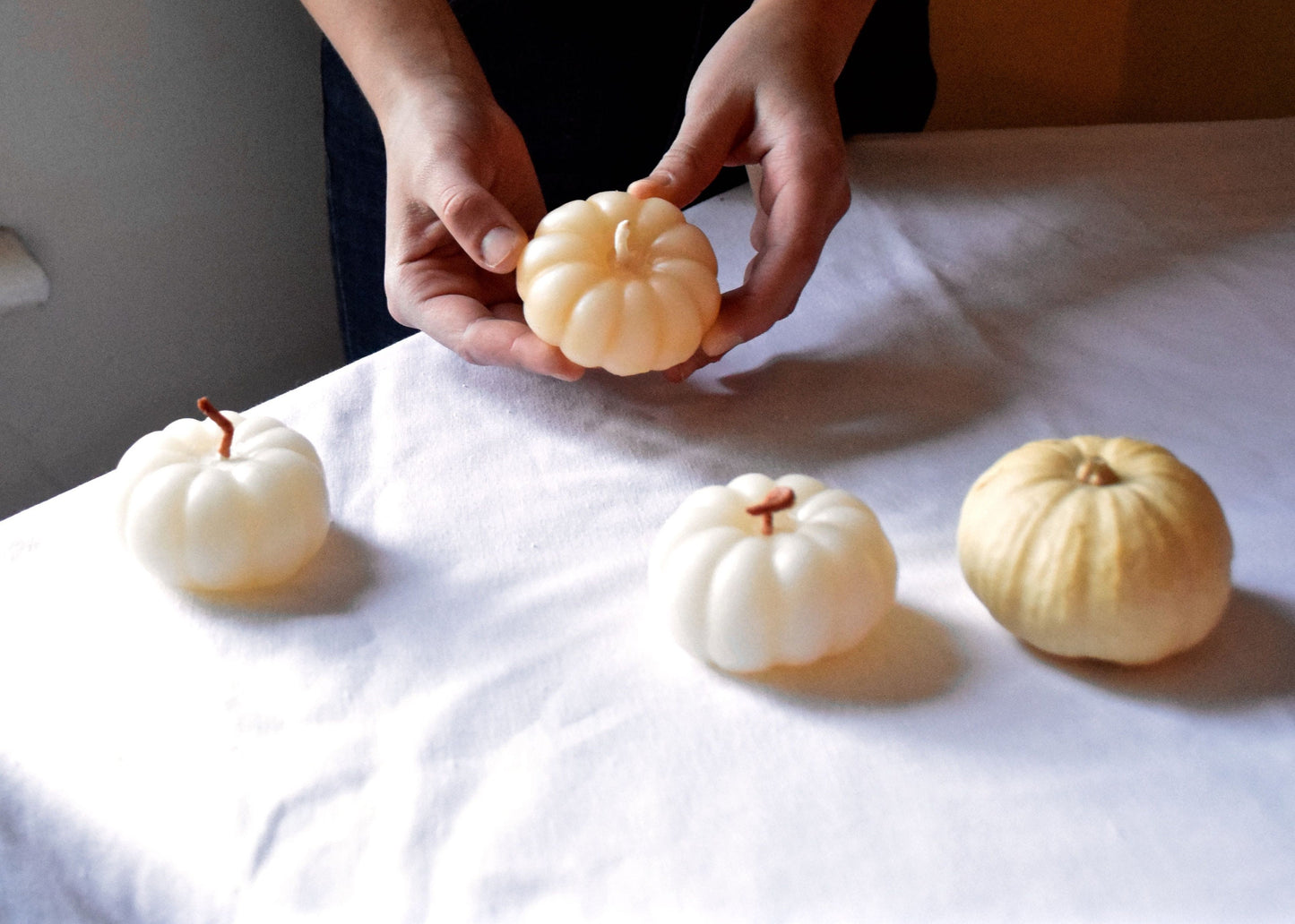 Pumpkin // Beeswax Candle PUMPKIN / Halloween, Candle, Beeswax, Orange, Autumn, Thanksgiving