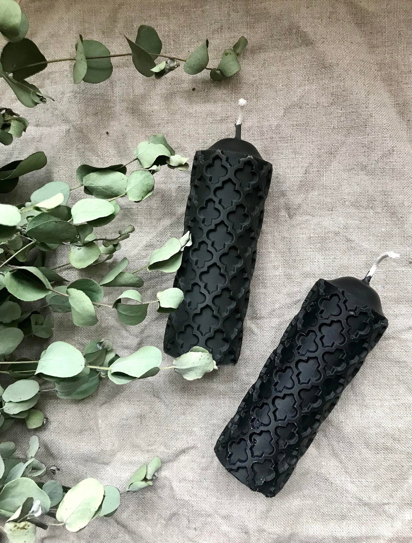 Black Beeswax Candle / Black, Candle, Beeswax- One Beeswax Candle // Pillar Candle, Eco Friendly, Non Toxic