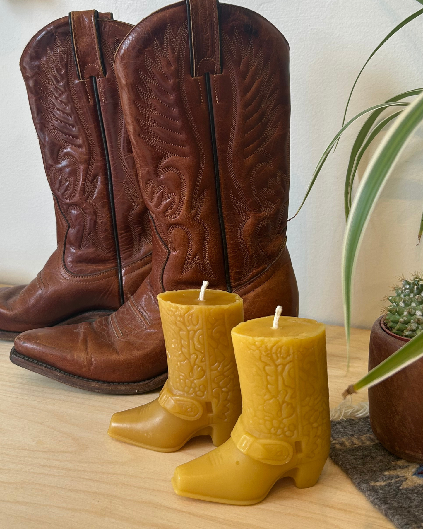 Cowboy Boot Candle - 100% Beeswax - Cowboy, Boot, Candle // Yellow, Western, Beeswax