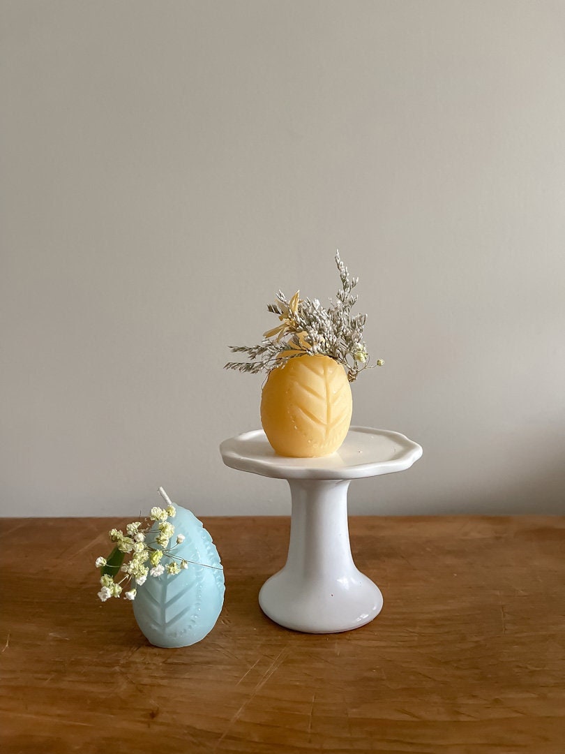 Beeswax EGG candles - large 100% beeswax candle / PASTELS / eggs / Easter eggs / beeswax candle