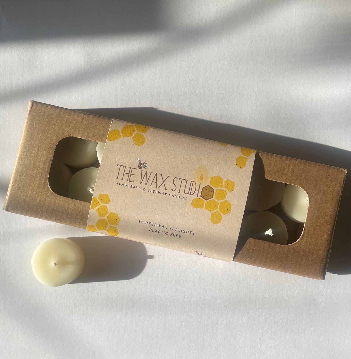 Candles - White Tealights in Pure Beeswax - SET of 12 / Zero-Waste, Beeswax, Tealights, Tealight Candles, Luxe,  Eco Friendly