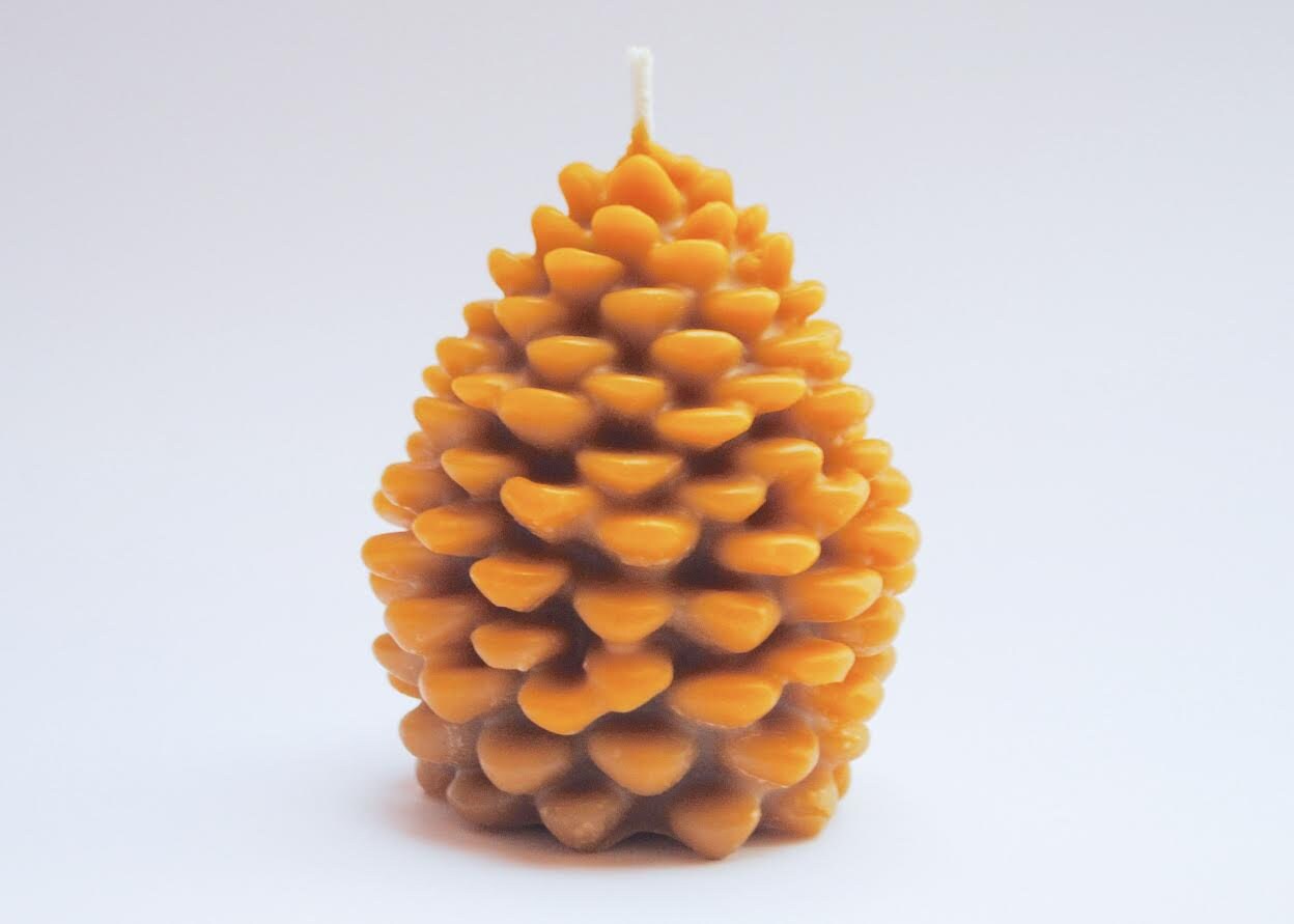 Beeswax Candle - Pinecone / Pinecone Candle, Eco Friendly, Beeswax, Candles